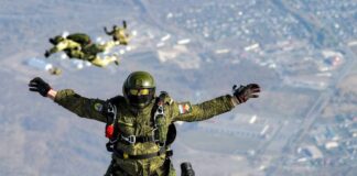 Группа курсантов приступила к обучению по военно-учётной специальности десантников.